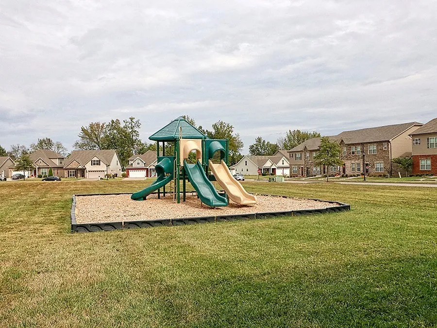 180 Dundee Drive Clarksville, TN 37043