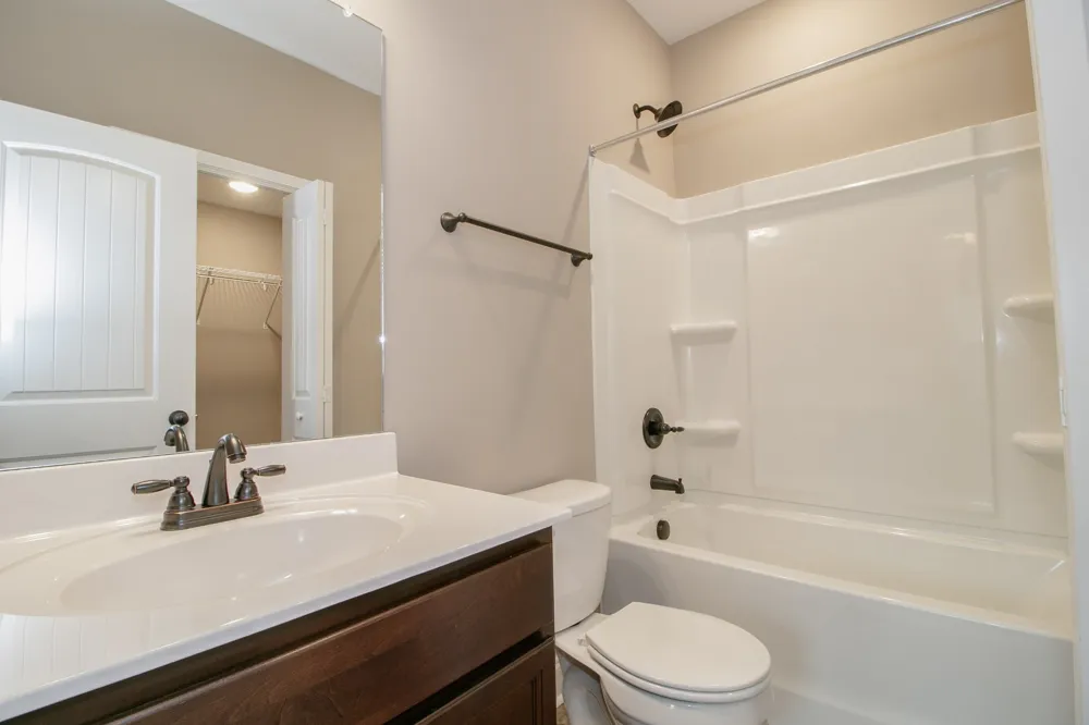 180 Dundee Drive Clarksville, TN 37043
