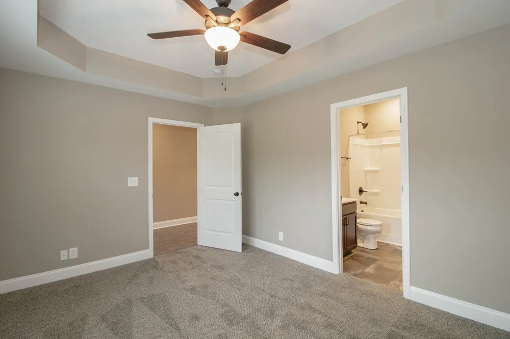 180 Dundee Drive Clarksville, TN 37043