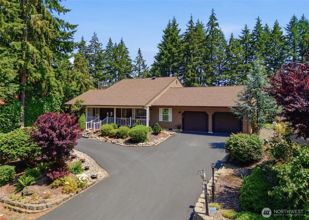 1501 E Old Ranch Rd Allyn, WA 98524