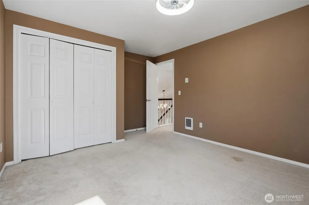 1501 E Old Ranch Rd Allyn, WA 98524