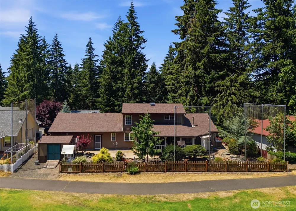 1501 E Old Ranch Rd Allyn, WA 98524