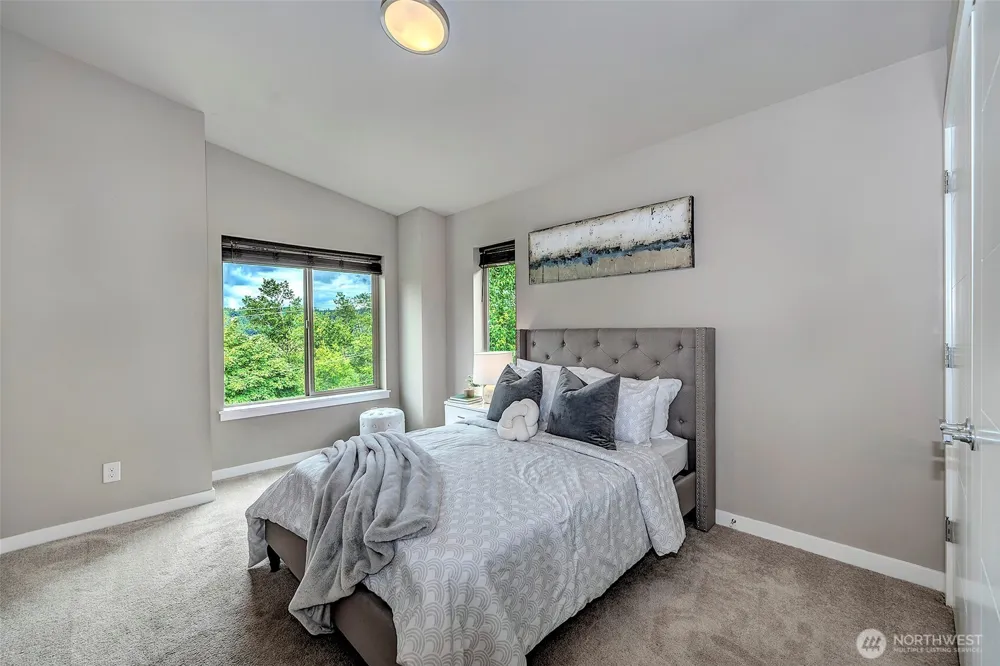16301 Main View Lane NE Duvall, WA 98019