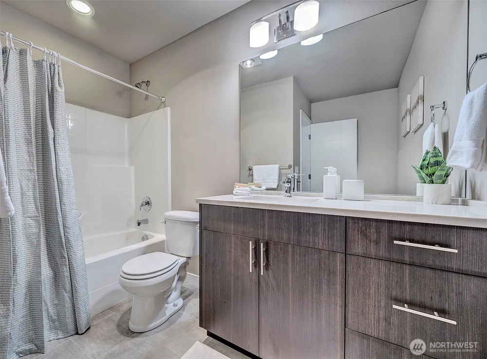 16301 Main View Lane NE Duvall, WA 98019