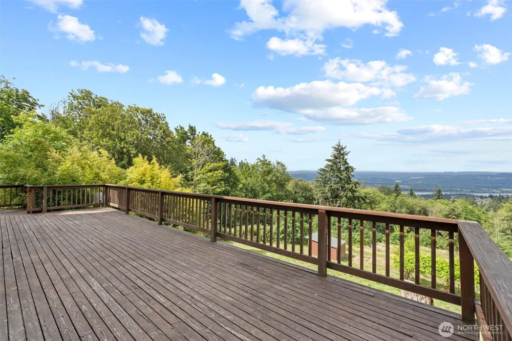 4955 Green Mountain Road Kalama, WA 98625
