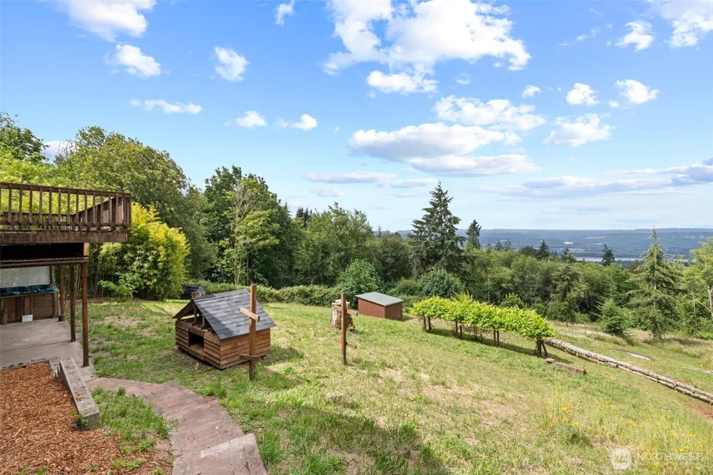 4955 Green Mountain Road Kalama, WA 98625