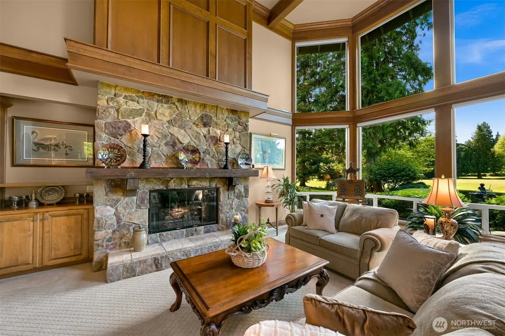 8607 Great Horned Owl Lane Blaine, WA 98230
