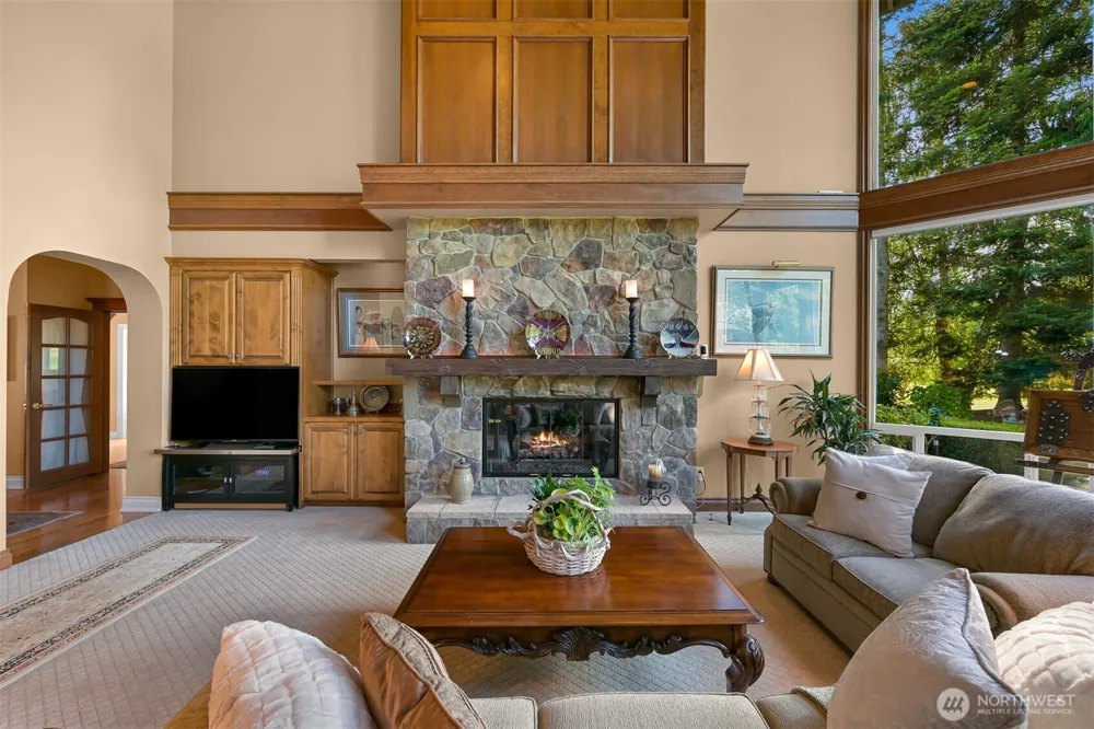 8607 Great Horned Owl Lane Blaine, WA 98230