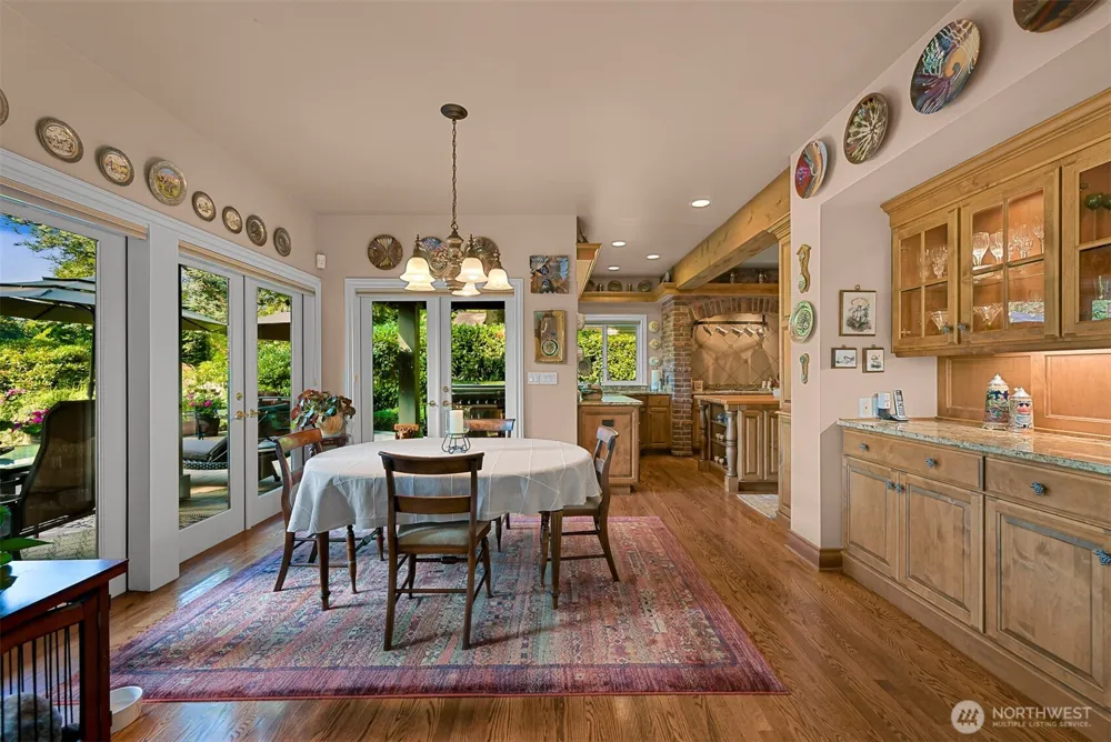 8607 Great Horned Owl Lane Blaine, WA 98230