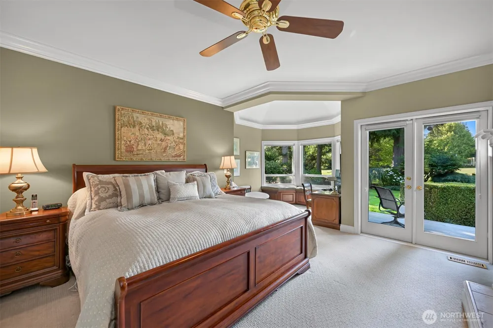 8607 Great Horned Owl Lane Blaine, WA 98230