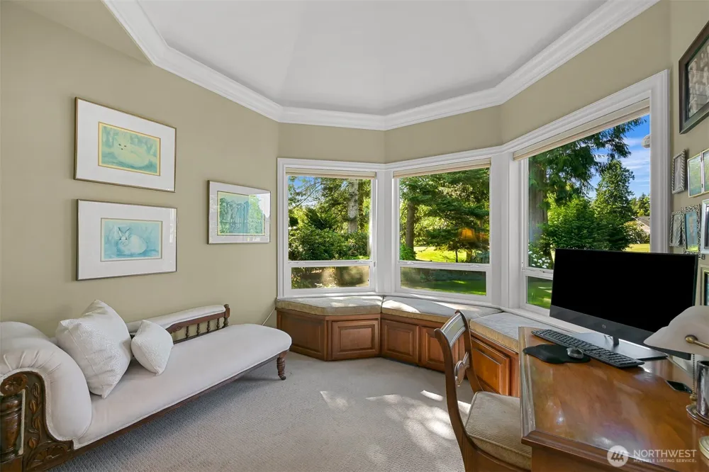8607 Great Horned Owl Lane Blaine, WA 98230
