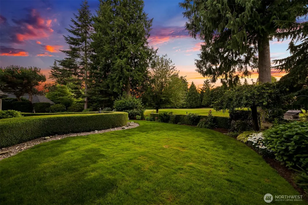 8607 Great Horned Owl Lane Blaine, WA 98230