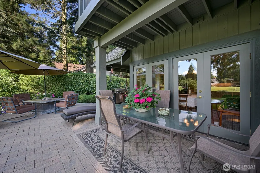 8607 Great Horned Owl Lane Blaine, WA 98230