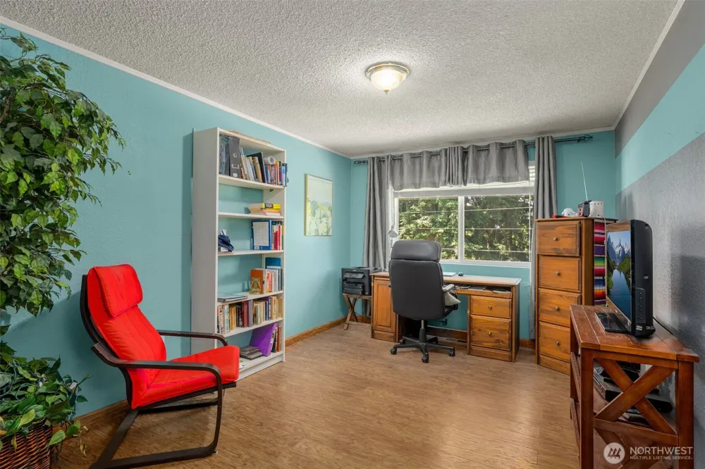 41604 218th Ave SE Enumclaw, WA 98022