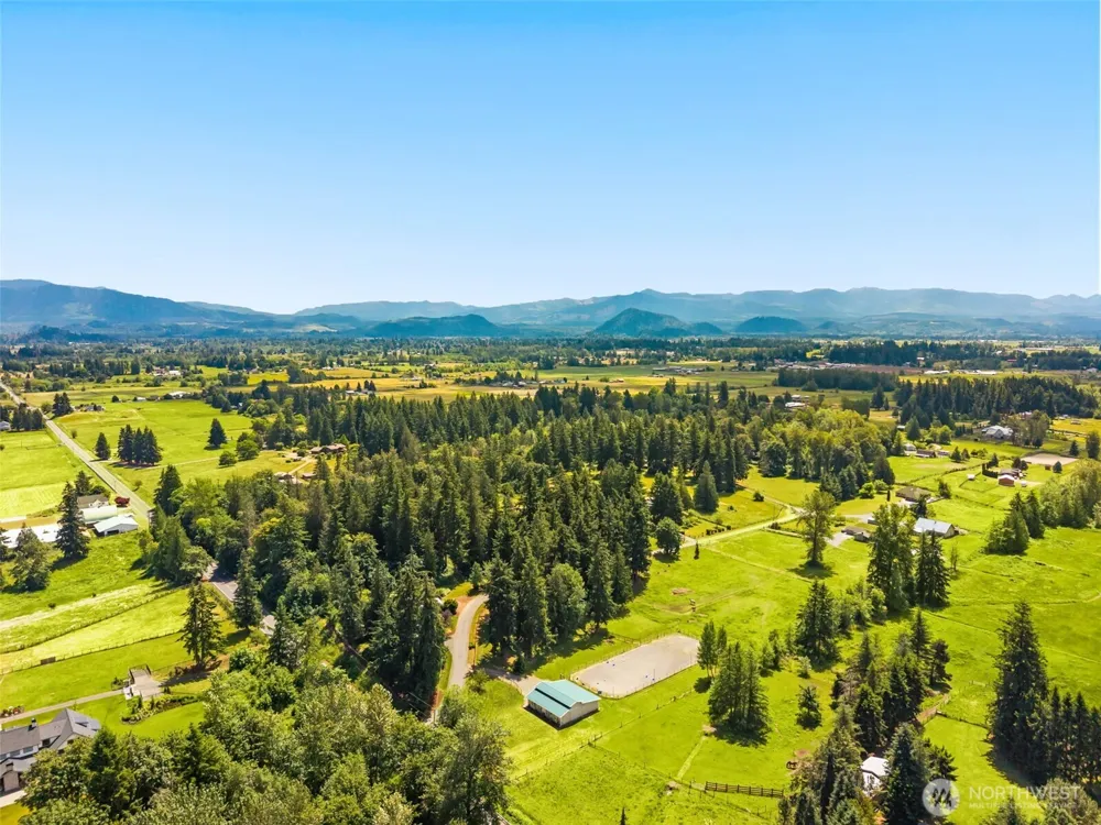 41604 218th Ave SE Enumclaw, WA 98022