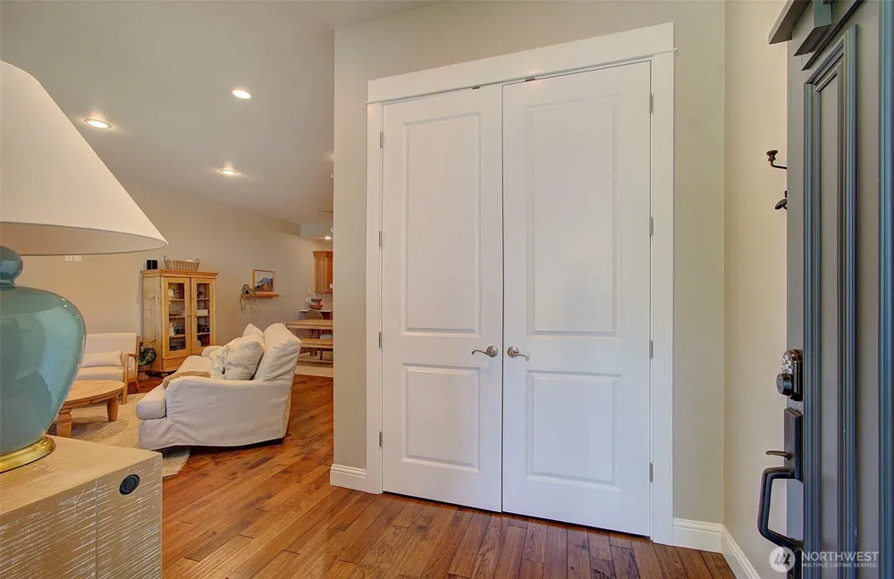 4117 NW 77th Avenue Camas, WA 98607