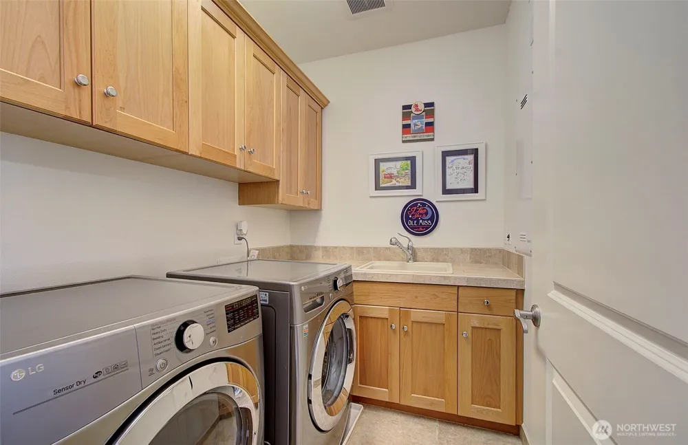 4117 NW 77th Avenue Camas, WA 98607