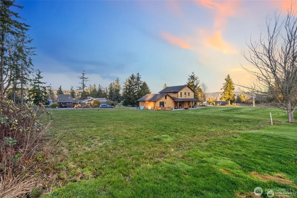 2378 Discovery Place Langley, WA 98260
