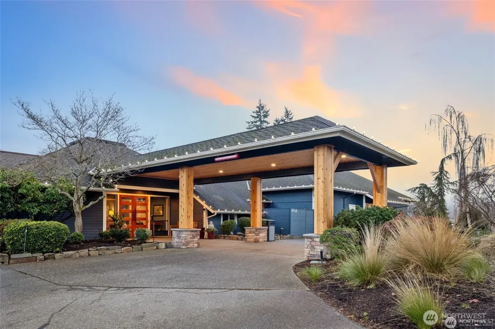 2378 Discovery Place Langley, WA 98260