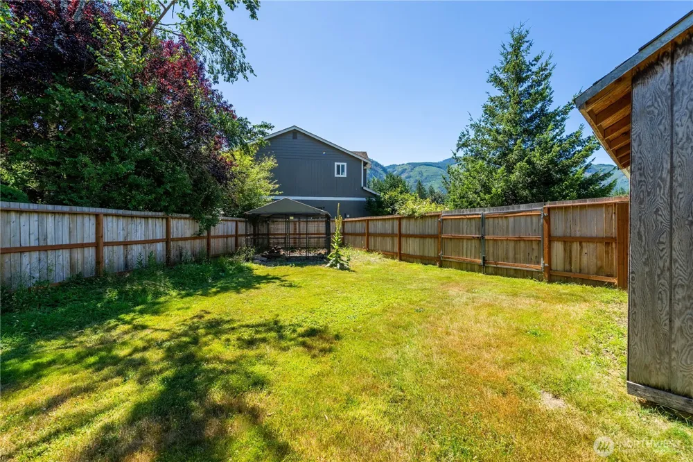 218 Lisa Lane Gold Bar, WA 98251