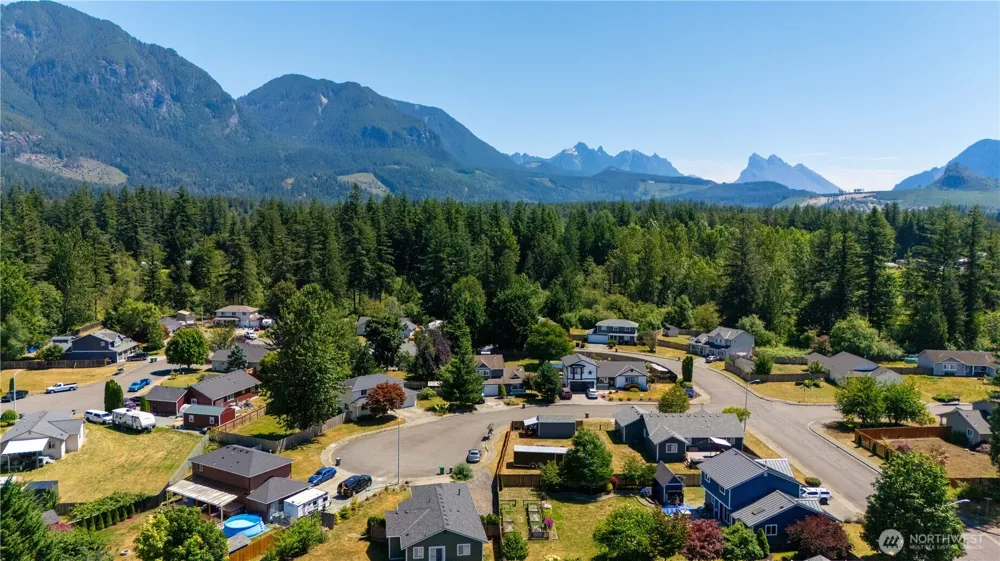 218 Lisa Lane Gold Bar, WA 98251