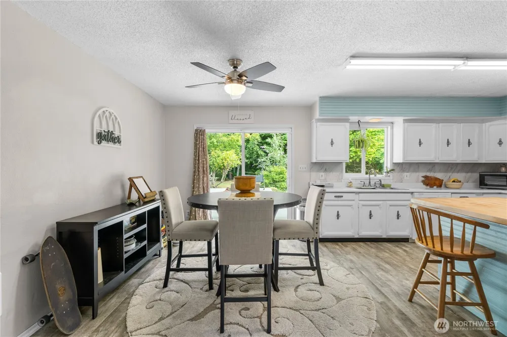 16 Harrison Street Bay Center, WA 98527