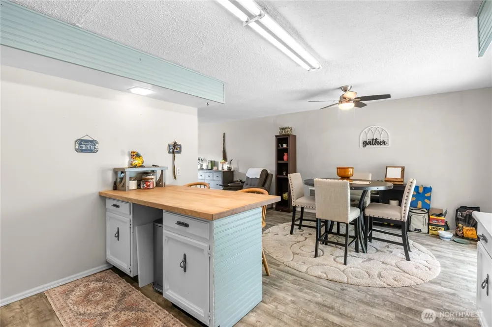 16 Harrison Street Bay Center, WA 98527