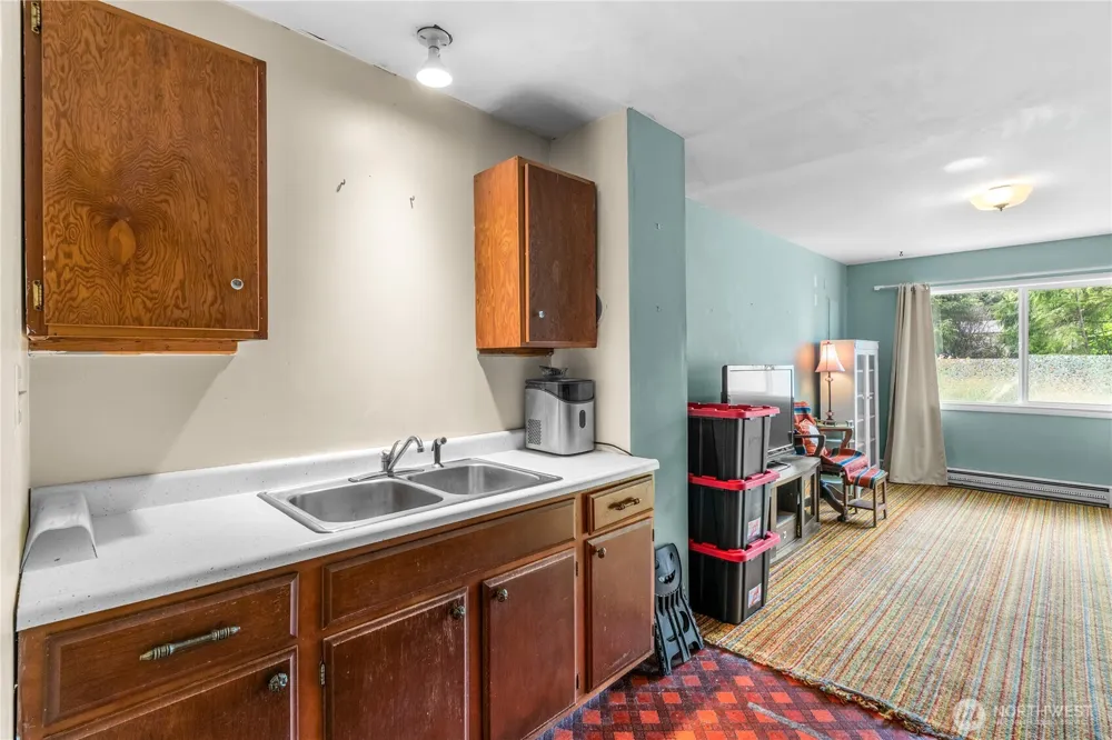 16 Harrison Street Bay Center, WA 98527