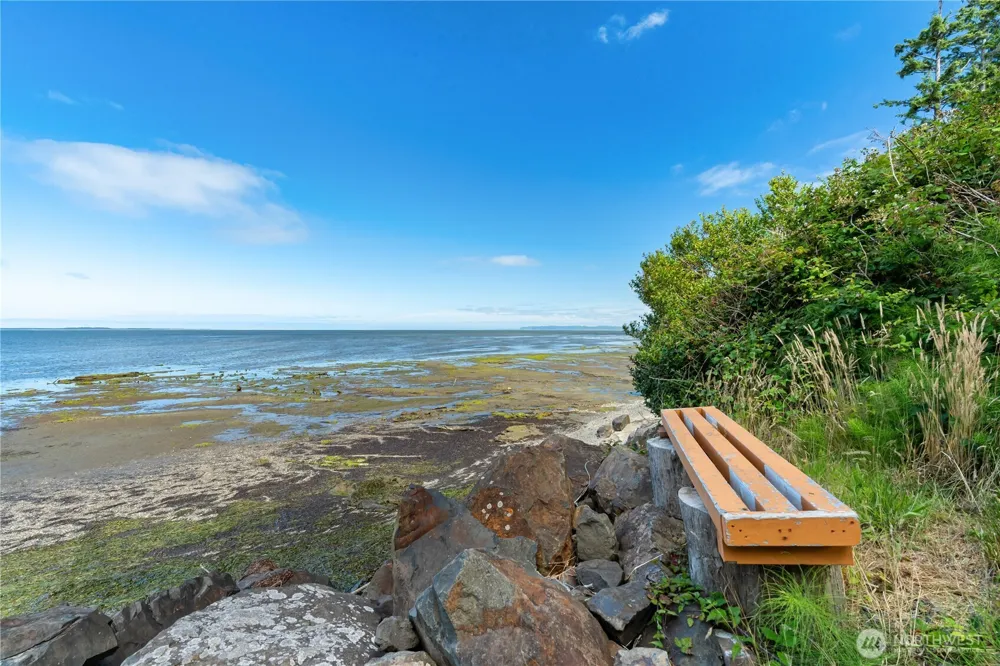 16 Harrison Street Bay Center, WA 98527