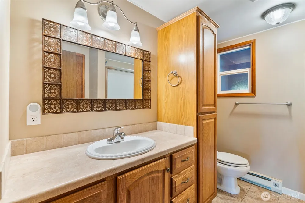 1847 SR 105 Grayland, WA 98547