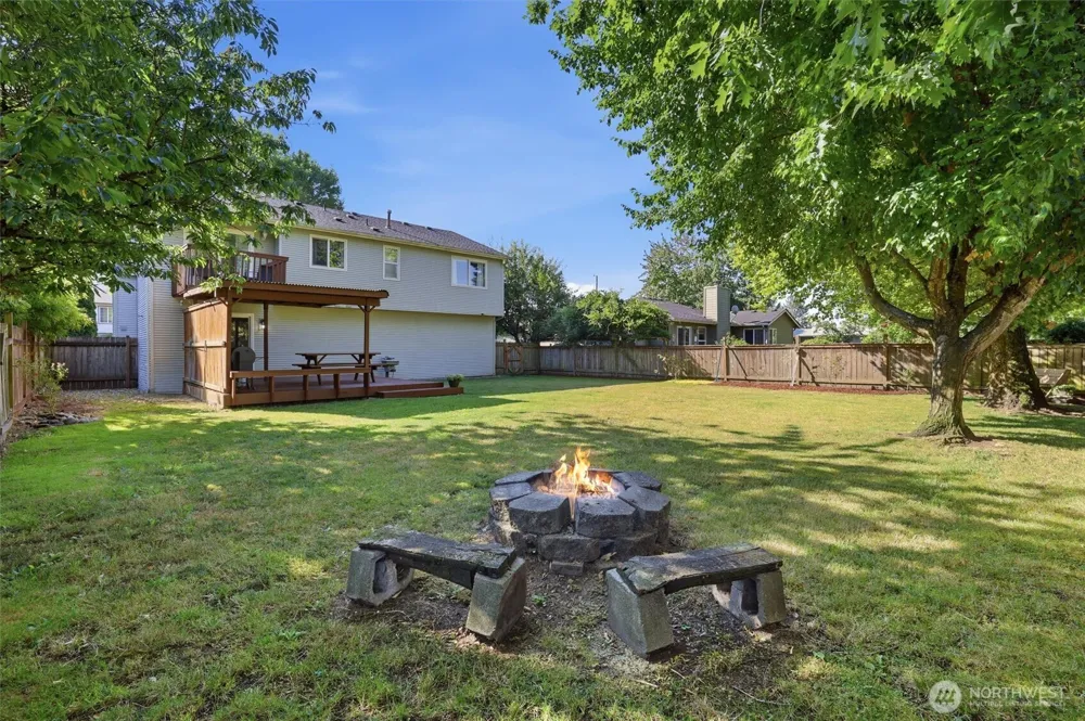 15374 Heintz Avenue SE Monroe, WA 98272