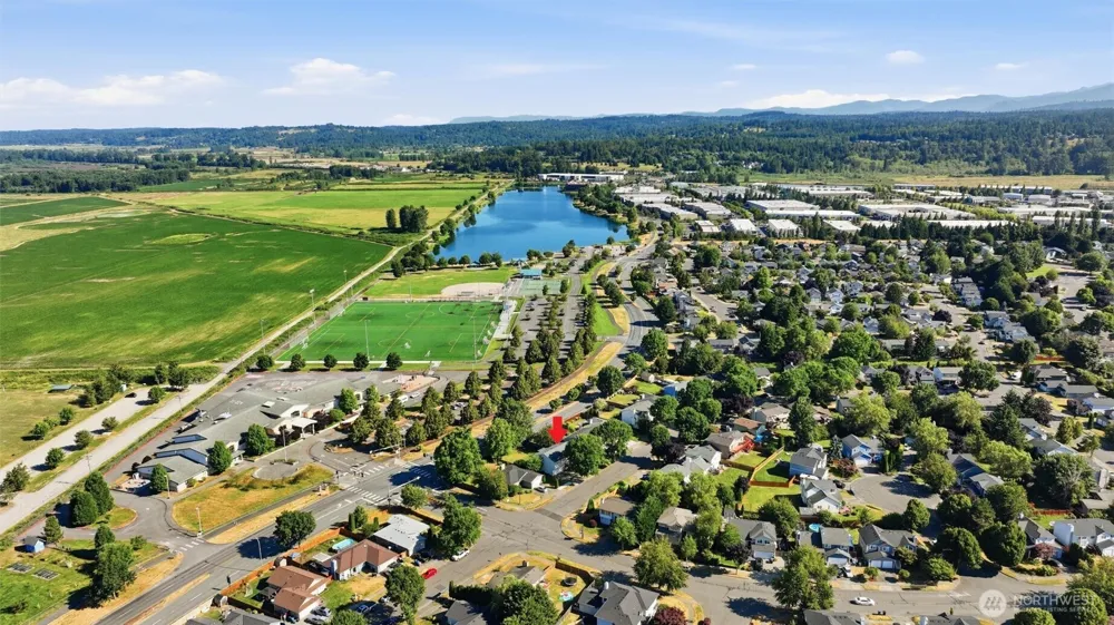 15374 Heintz Avenue SE Monroe, WA 98272