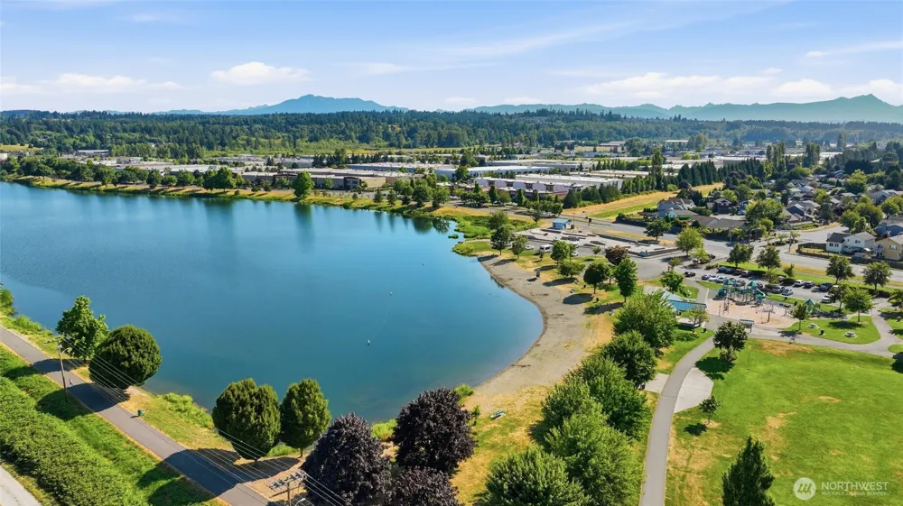 15374 Heintz Avenue SE Monroe, WA 98272