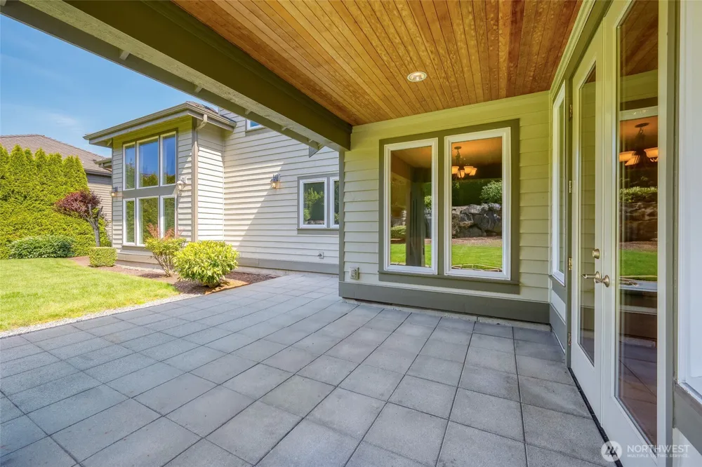 8225 155th Avenue SE Newcastle, WA 98059