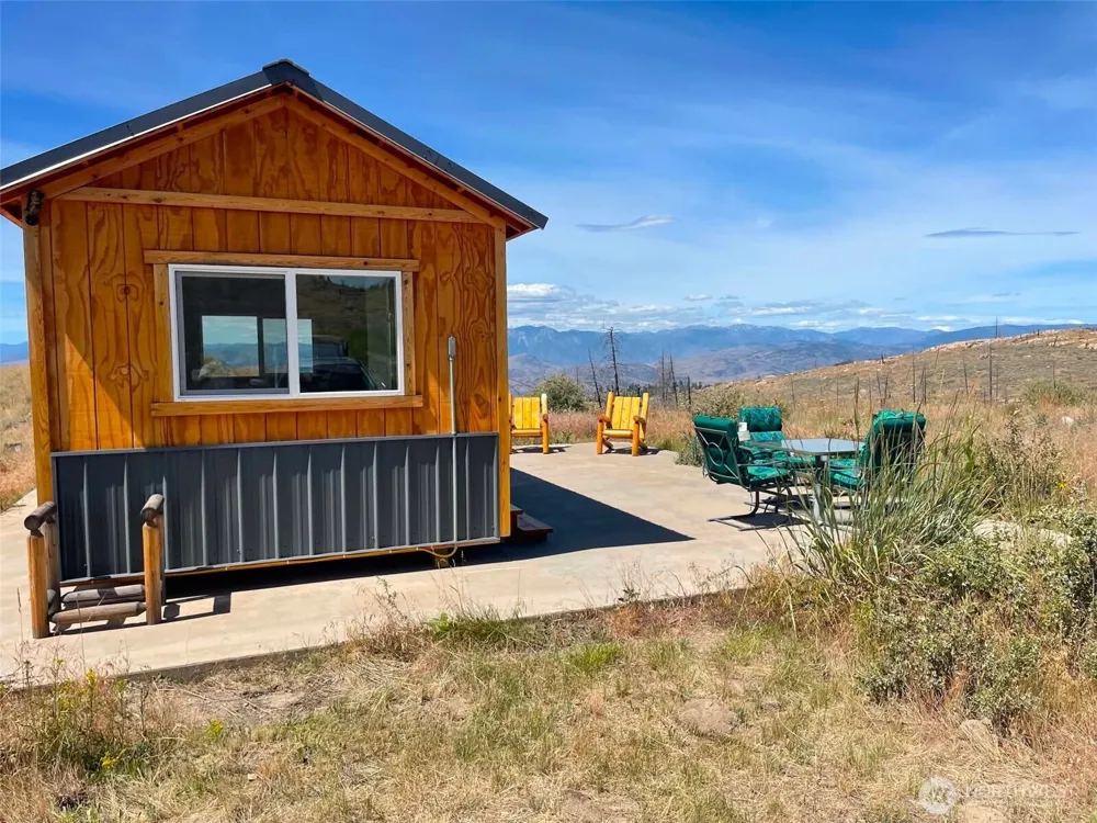 94 Allen Drive Oroville, WA 98859
