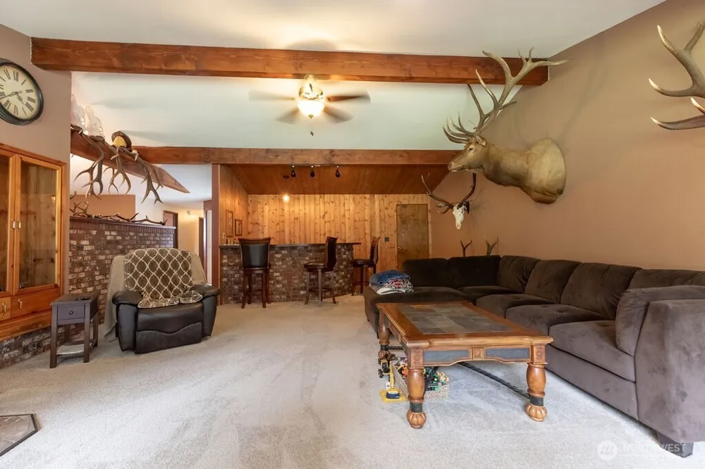 461 Fern Hill Road Forks, WA 98331