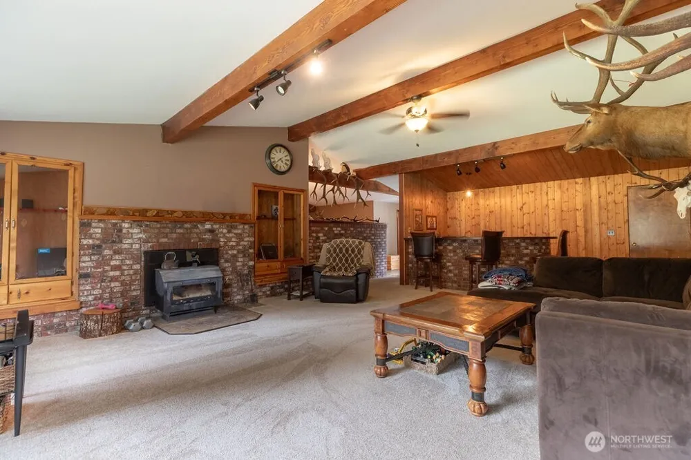 461 Fern Hill Road Forks, WA 98331