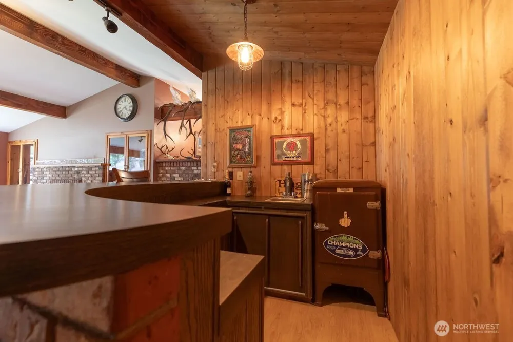 461 Fern Hill Road Forks, WA 98331