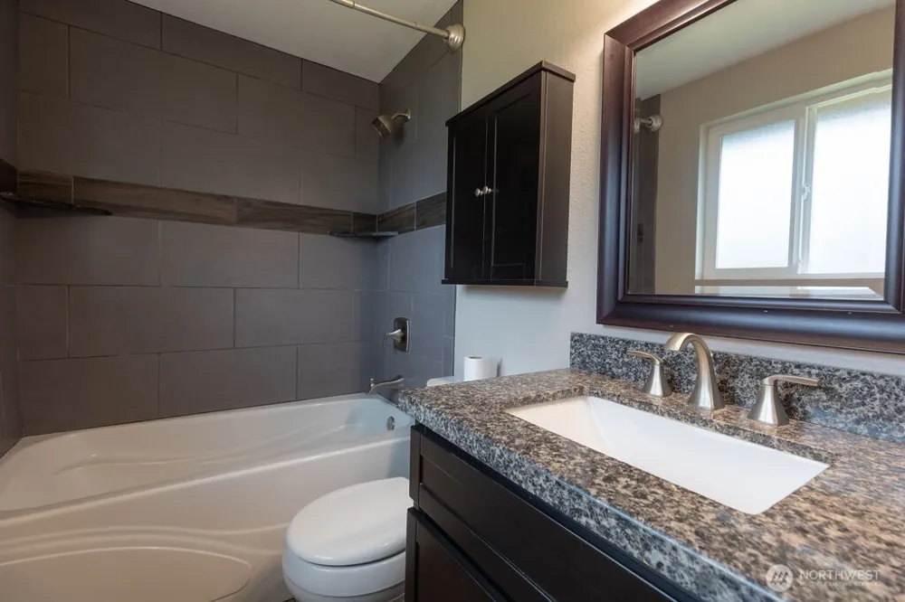 461 Fern Hill Road Forks, WA 98331