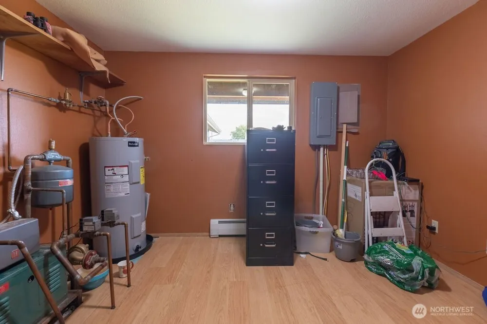 461 Fern Hill Road Forks, WA 98331