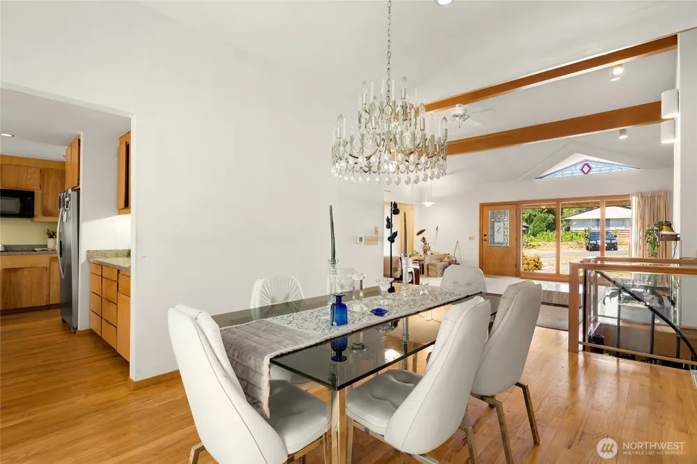 351 NE 163rd Shoreline, WA 98155