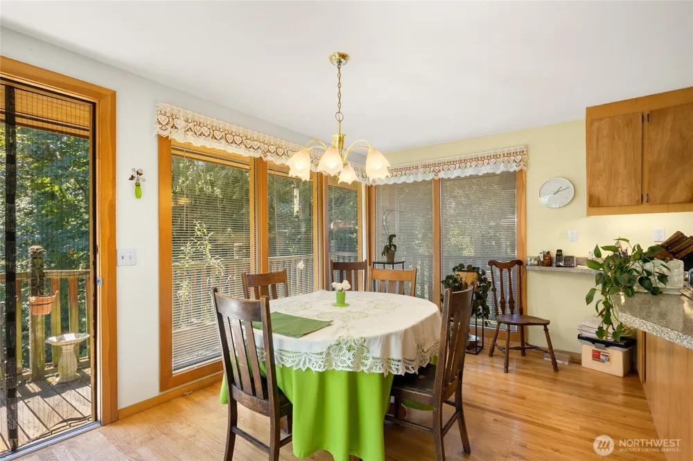 351 NE 163rd Shoreline, WA 98155