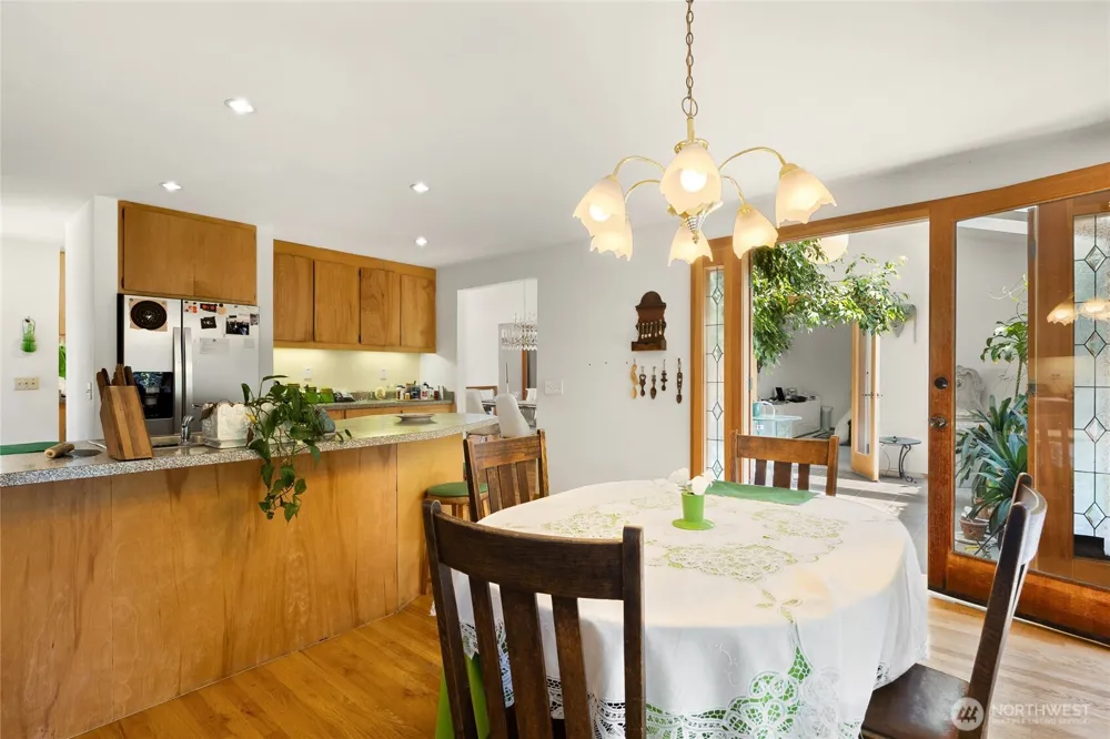 351 NE 163rd Shoreline, WA 98155