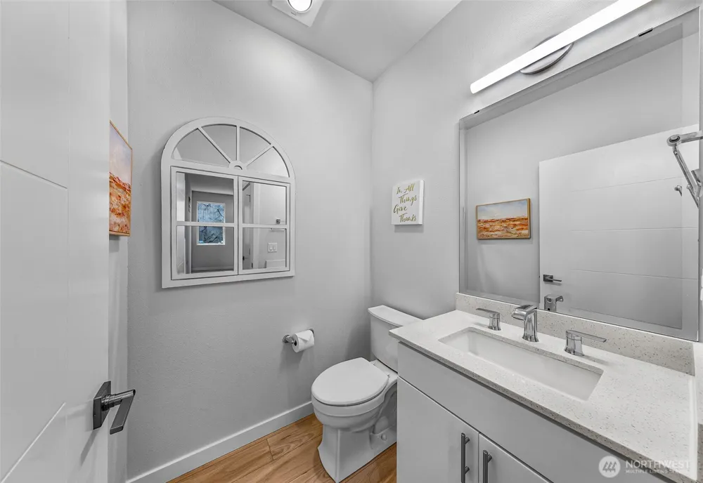 22425 69th Place W Mountlake Terrace, WA 98155