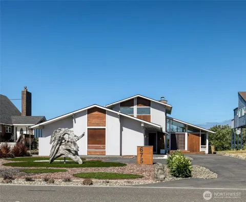 675 Ocean Shores Boulevard SW