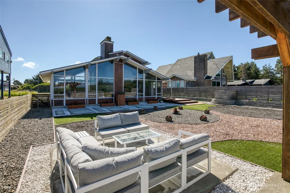 675 Ocean Shores Boulevard SW Ocean Shores, WA 98569