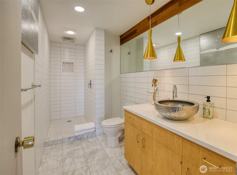 675 Ocean Shores Boulevard SW Ocean Shores, WA 98569