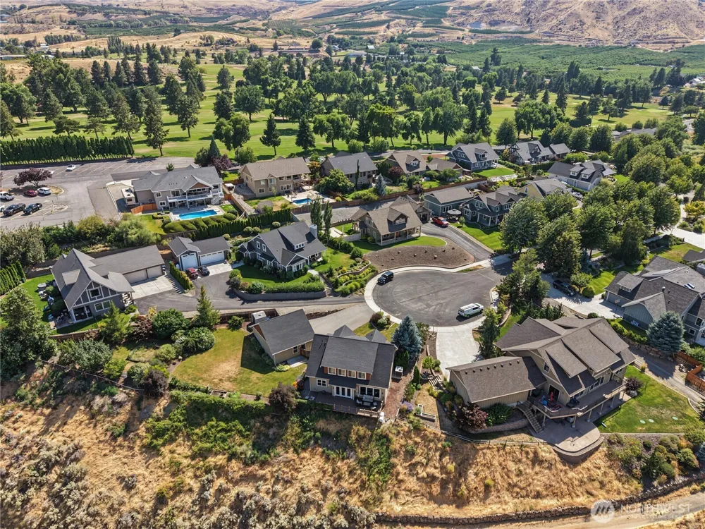 2610 Tuscany Lane Malaga, WA 98828