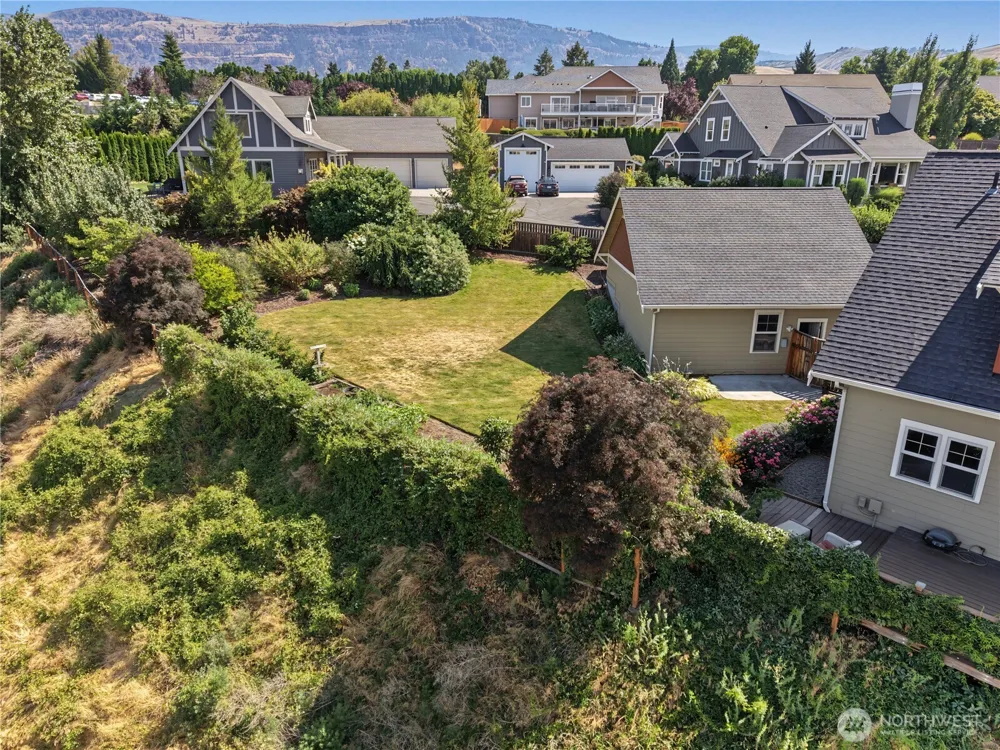 2610 Tuscany Lane Malaga, WA 98828