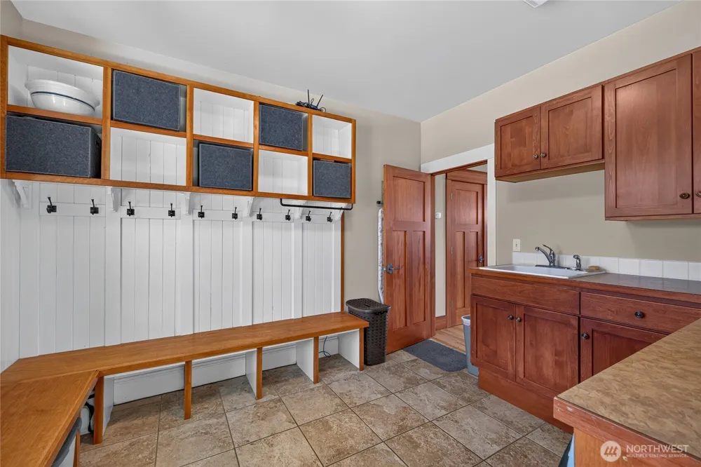 2610 Tuscany Lane Malaga, WA 98828